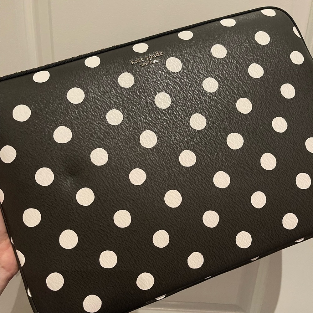 Brand new kate spade polkadot laptop case